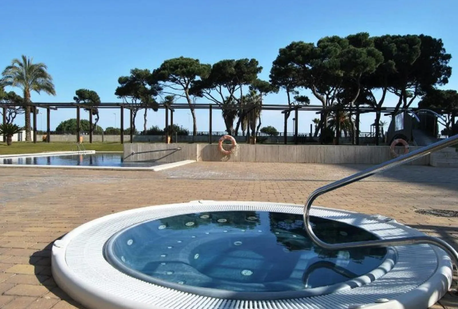 Beachfront Apartment With Pool And Garden S Abanell Blanes 0*,  Espagne